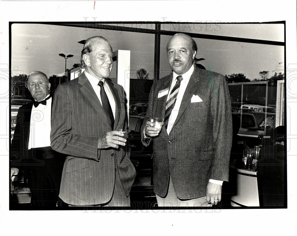 1987 Warren Avis-Historic Images
