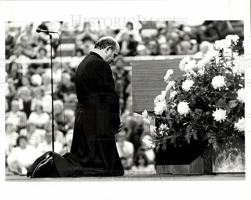 1984 Father Ralph DiOrio Faith Healer-Historic Images