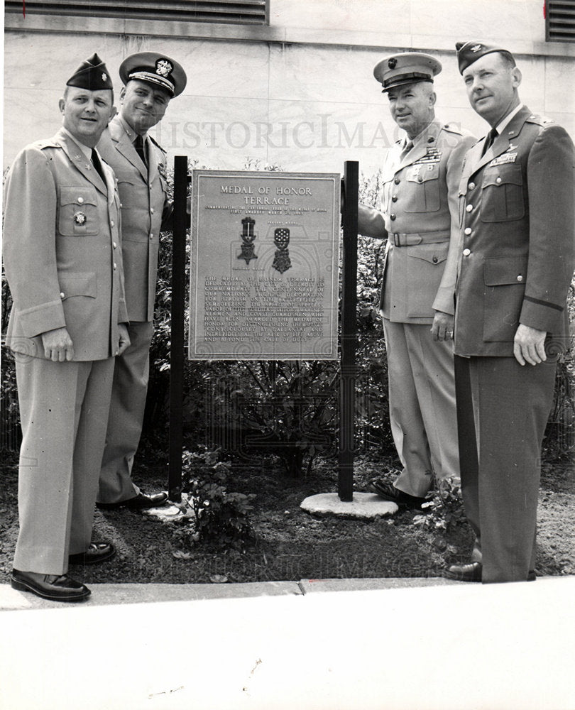 1964 Medal of Honor-Historic Images