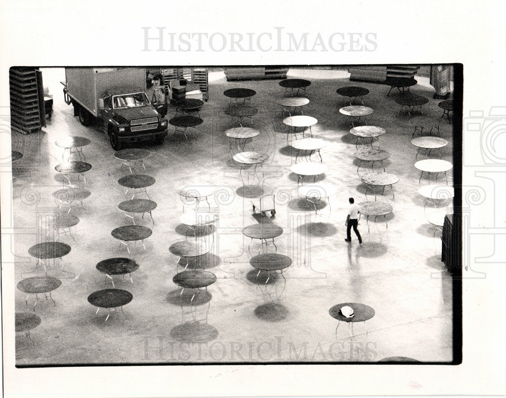 1989 arena floor MSU Student event Center-Historic Images