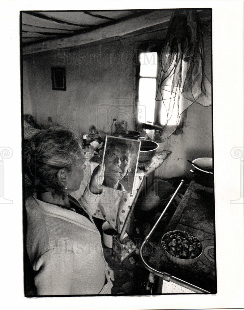 1989 Dinok Angela Hungarian gypsy one-room-Historic Images