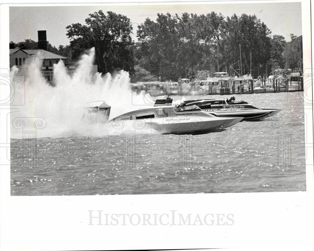 1980 Hydroplane speeding on a river-Historic Images