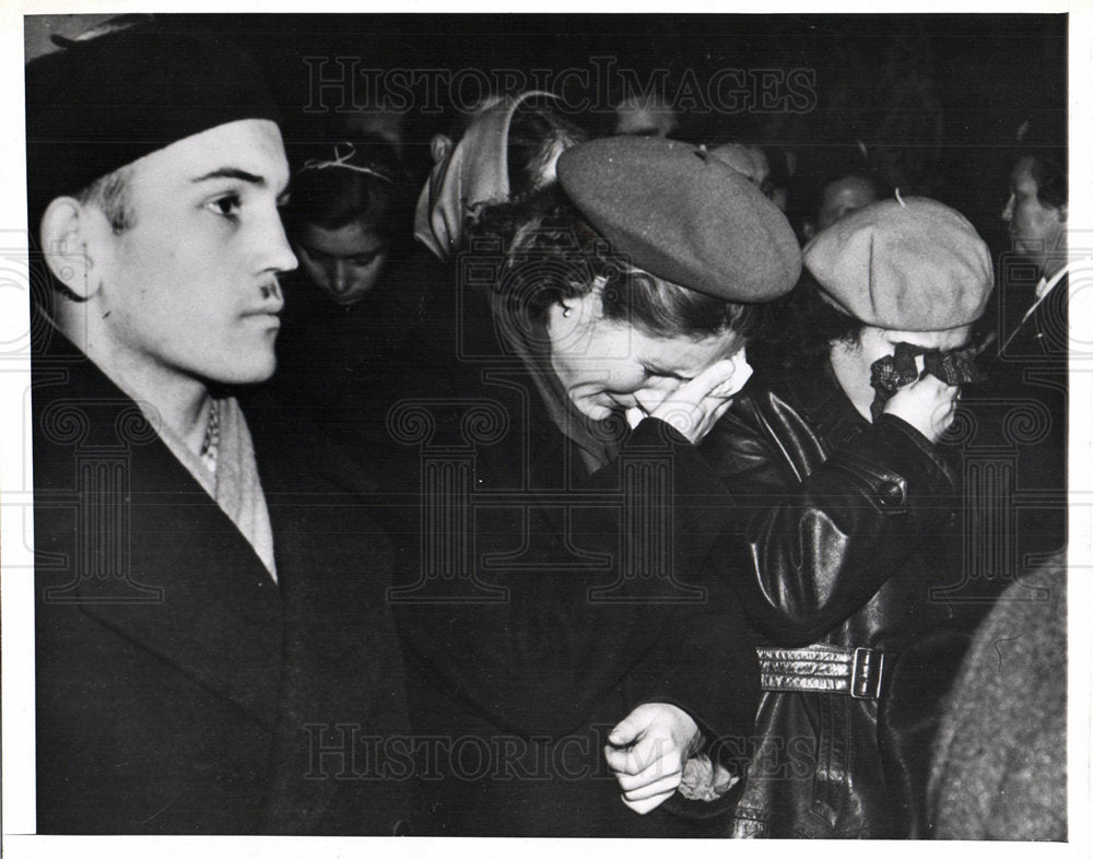 1956 Two hungarian women-Historic Images