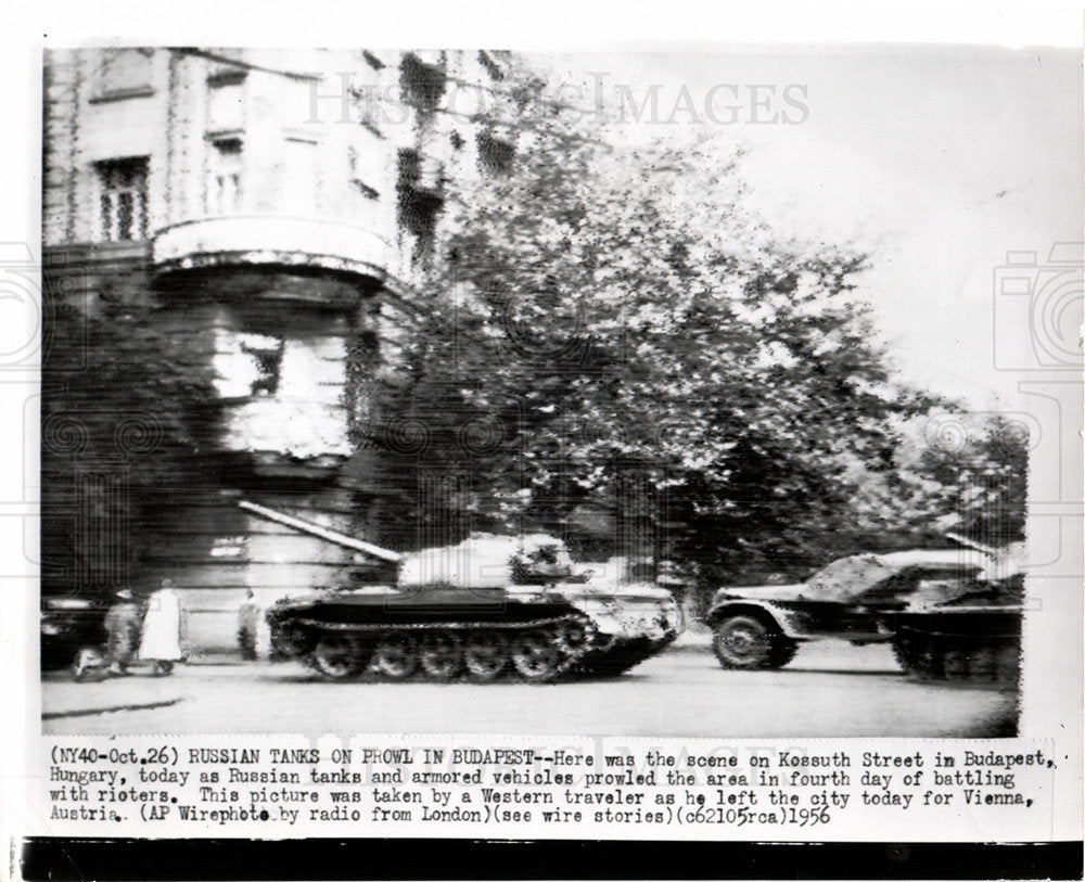 1956 Russian tanks in Budapest-Historic Images