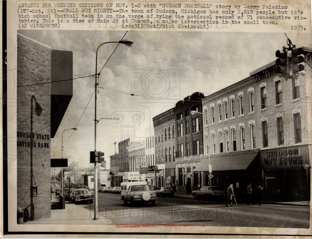 1975 Hudson Michigan Main St intersection-Historic Images