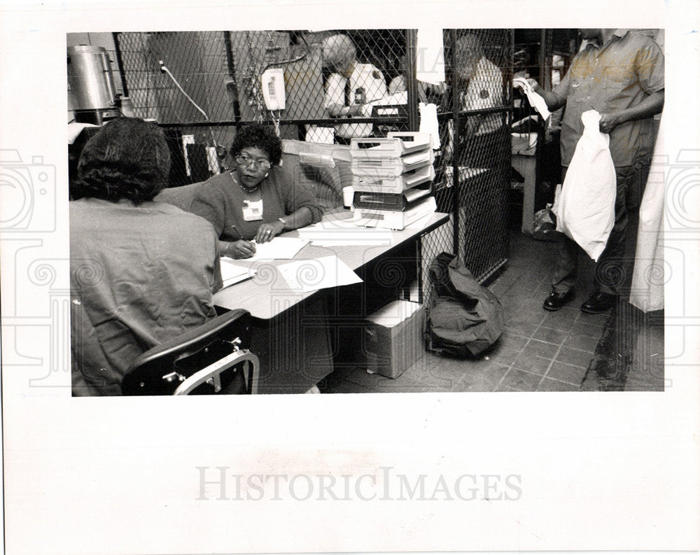 1989 Overcrowding at Jackson Prison-Historic Images