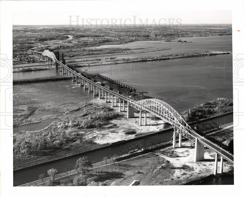 1962 International Bridge Michigan Ontario-Historic Images