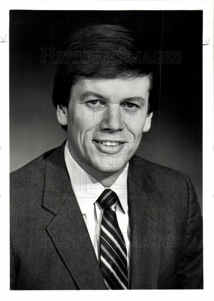 1988 Sells WWJ-AM fill-in reporter-Historic Images