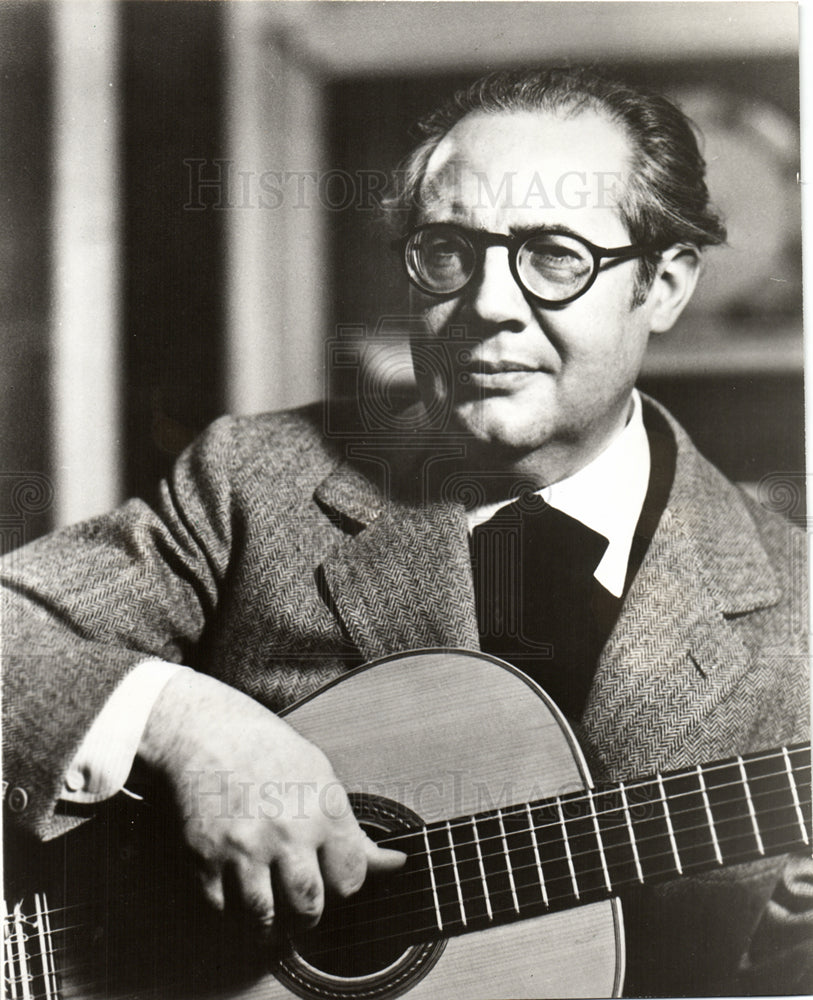 Andre Segovia CBS guitarist television-Historic Images