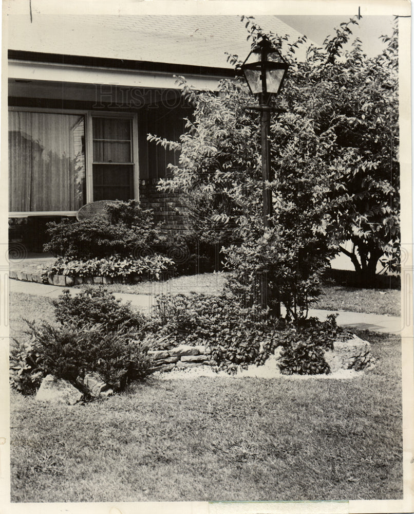 1950 Landscape, Garden page-Historic Images