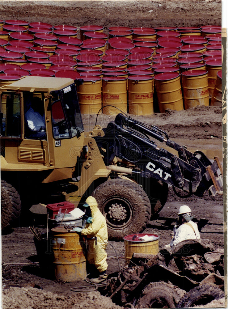 1990 landfill Metamora Hazardous-Historic Images