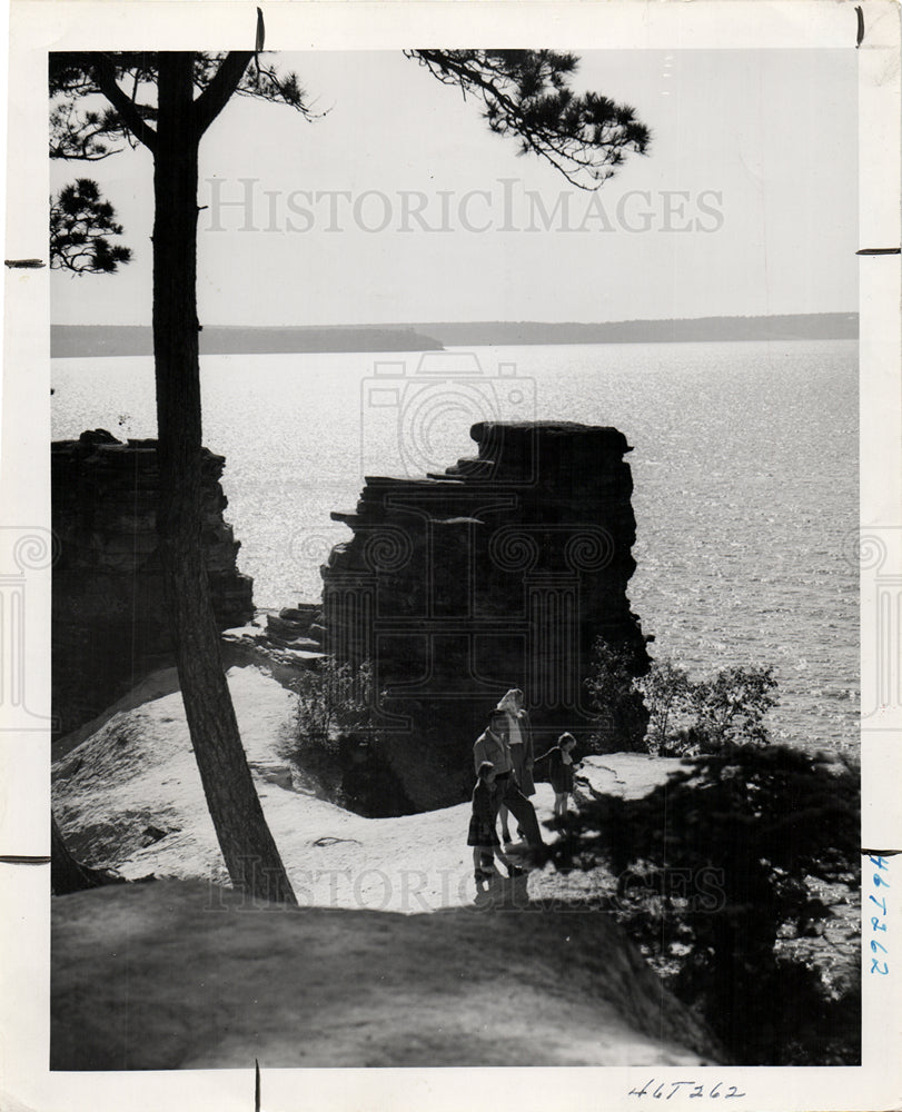 1953 Miners' Castle Lake Superior Munising-Historic Images