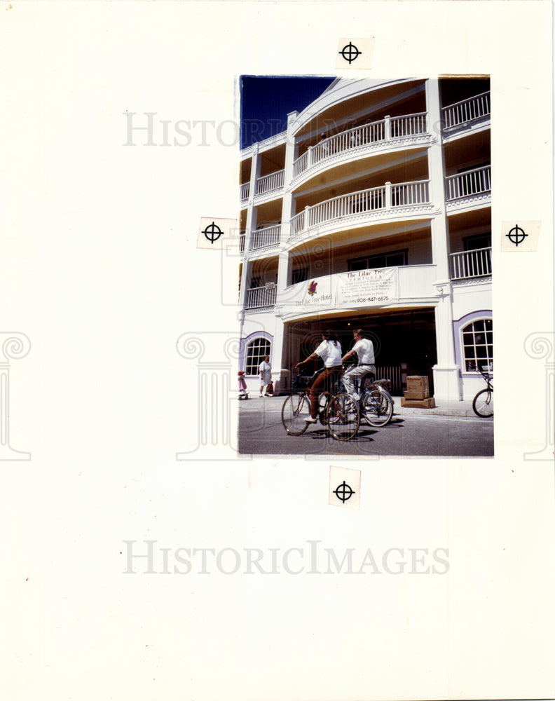1991 The Lilac Tree hotel-Historic Images