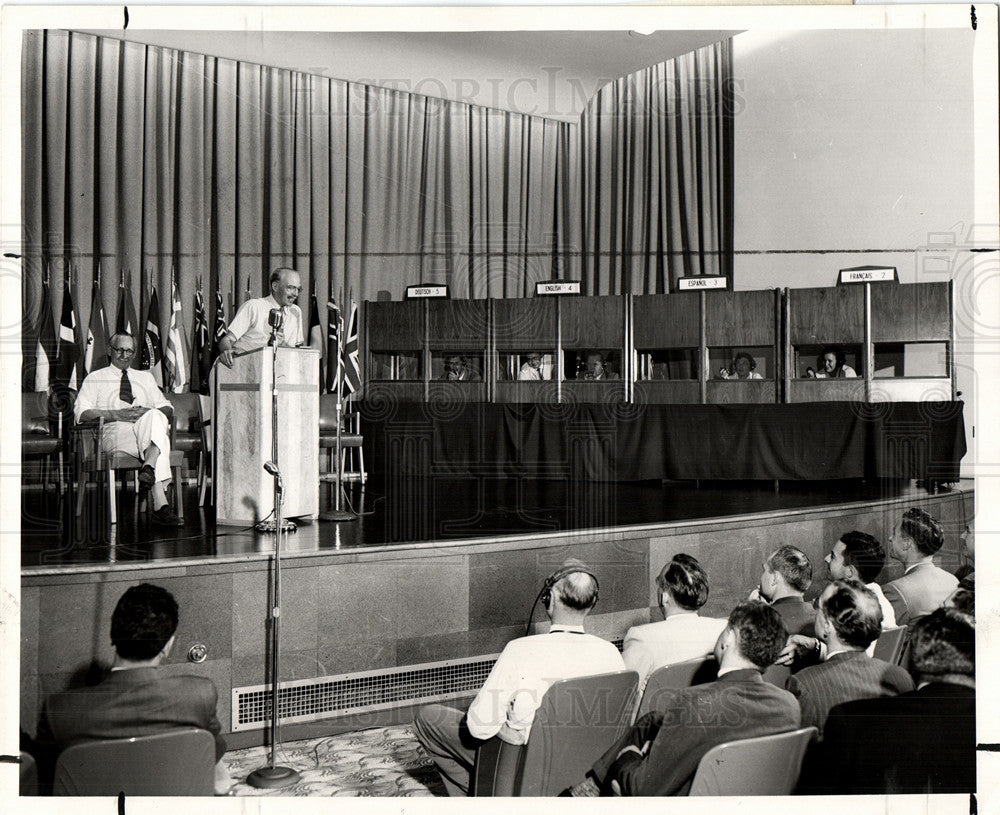 1952 BOOTHS FOR TRANSLATORS - German,-Historic Images