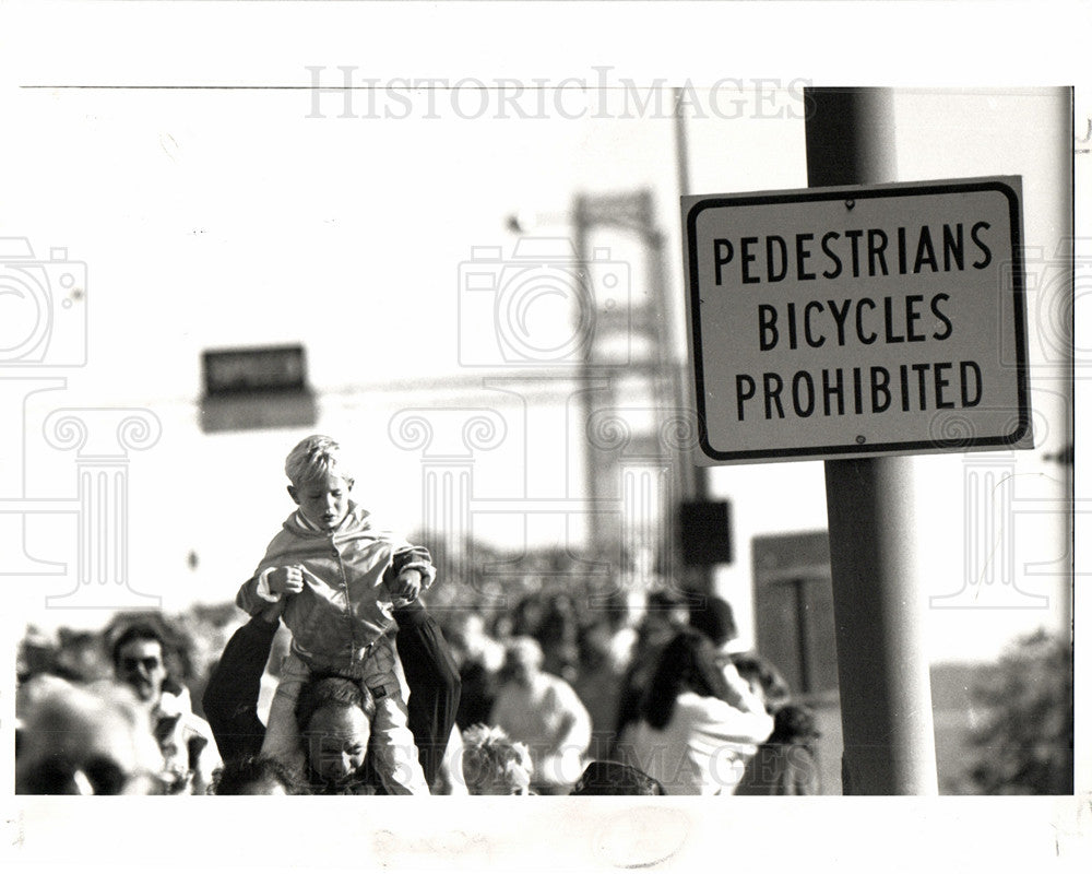 1991 Mackinac Bridge Michigan-Historic Images