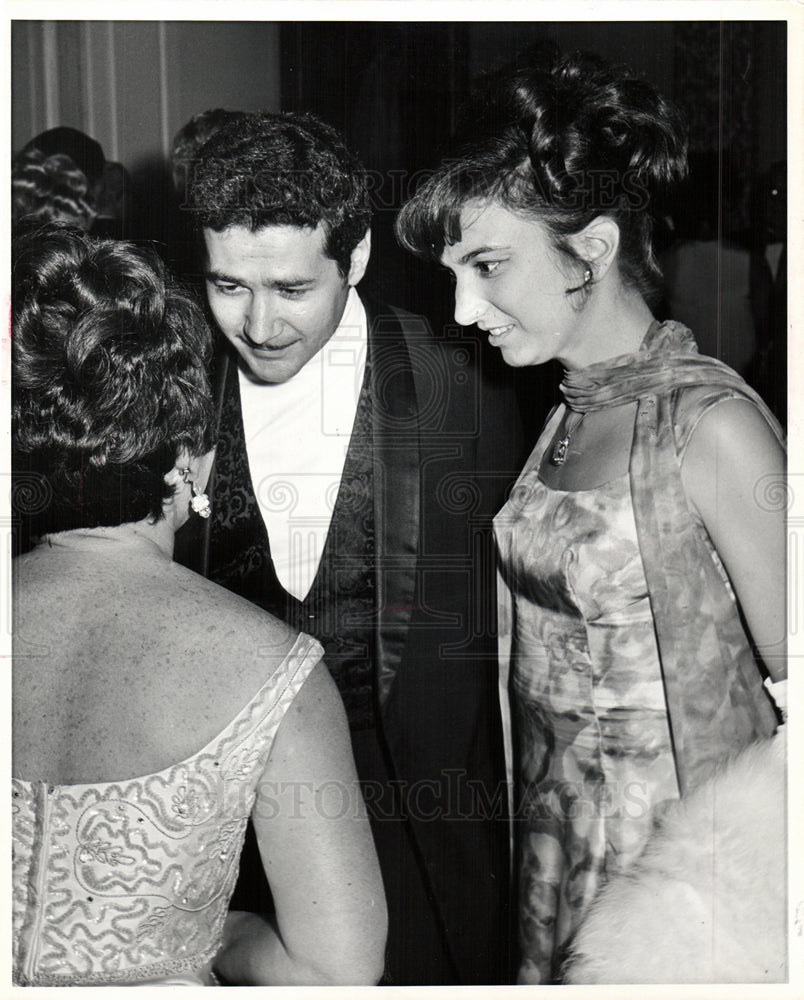 1968 MR & MRS DAVID DI CHIERA-Historic Images