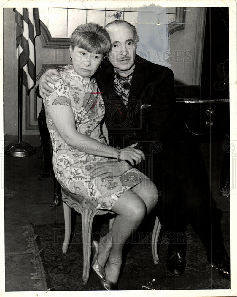 Selma Diamond Radio Tv  writer-Historic Images