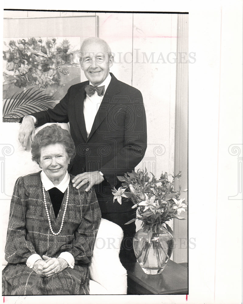 1988 Bob and Nancy Dewar-Historic Images