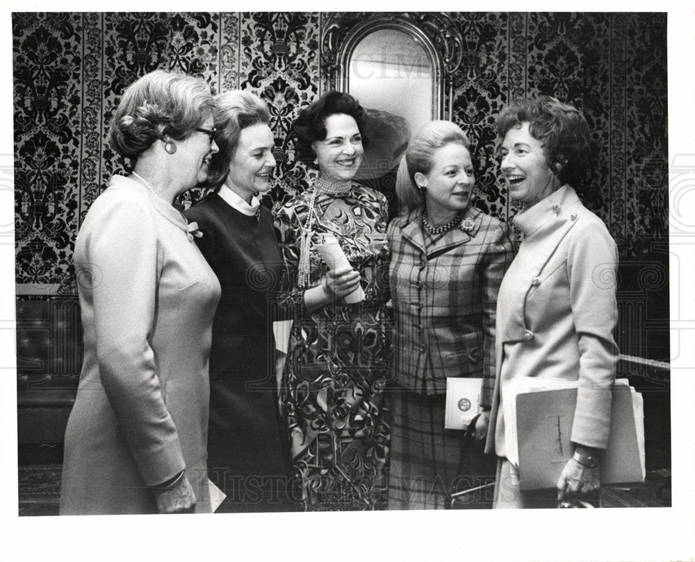 1970 Cabinet Wives Lenore Romney-Historic Images