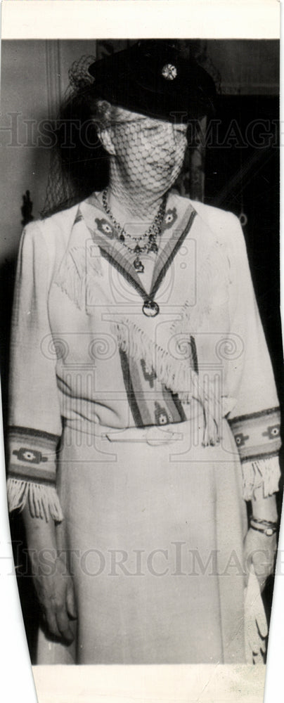1945 Mrs.Eleanor Roosevelt,Anna,First Lady-Historic Images