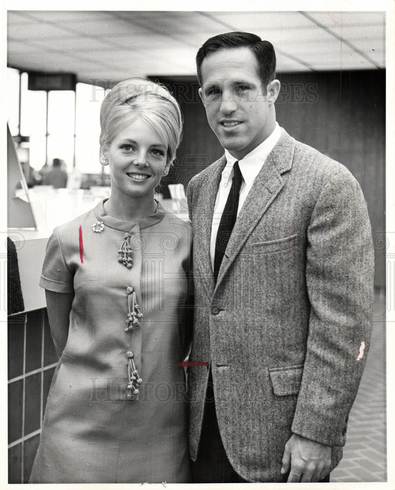 1967 Scott Romney politician lawyer Ronna-Historic Images