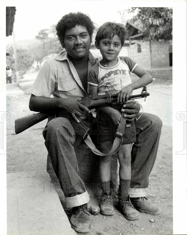 1986 Nicaragua militant children-Historic Images