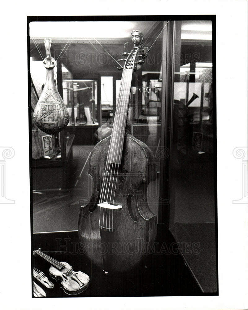 1980 Musical Instrument Antique-Historic Images