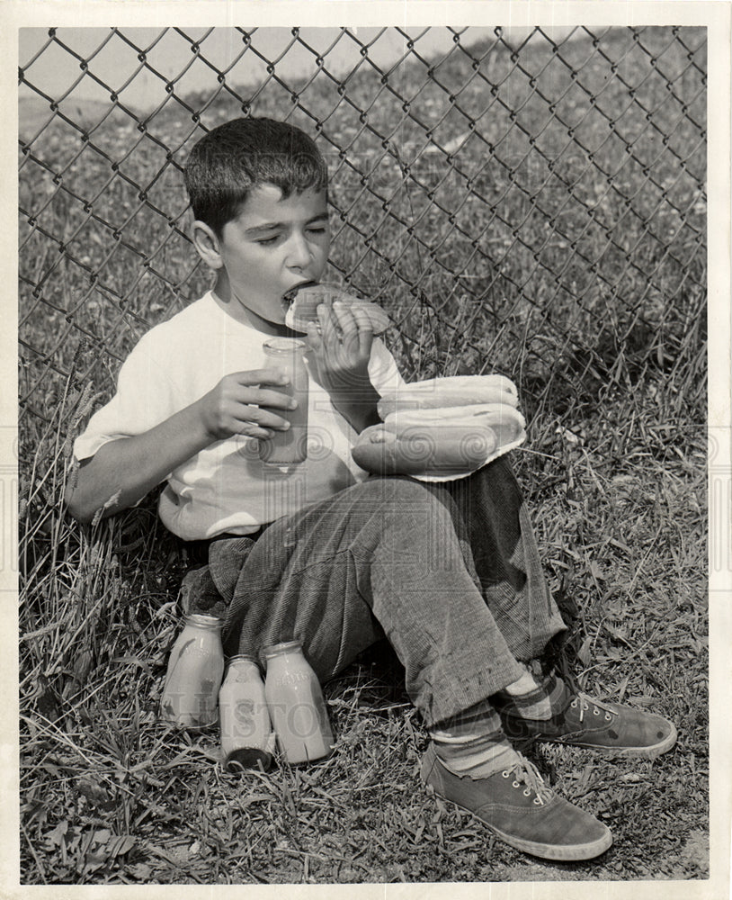 1953 Hot dogs on Jr. Field day.-Historic Images