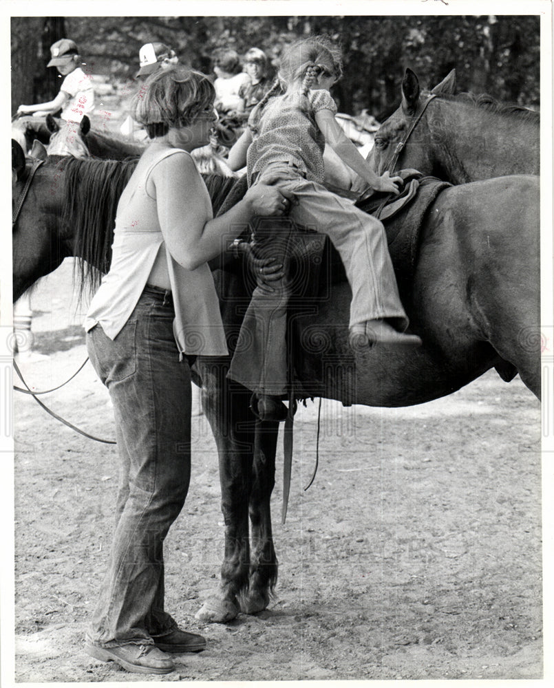 1978 Linda Fleishan Highland Stables horse-Historic Images