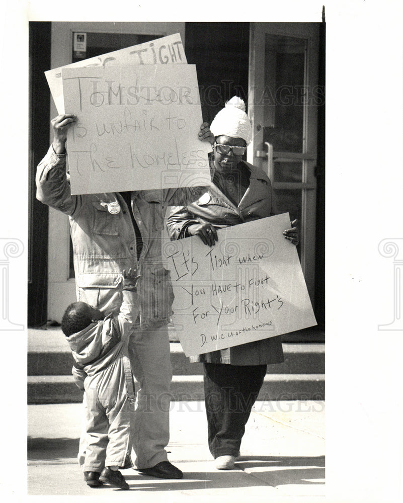 1988 Homeless protesters promise broken-Historic Images