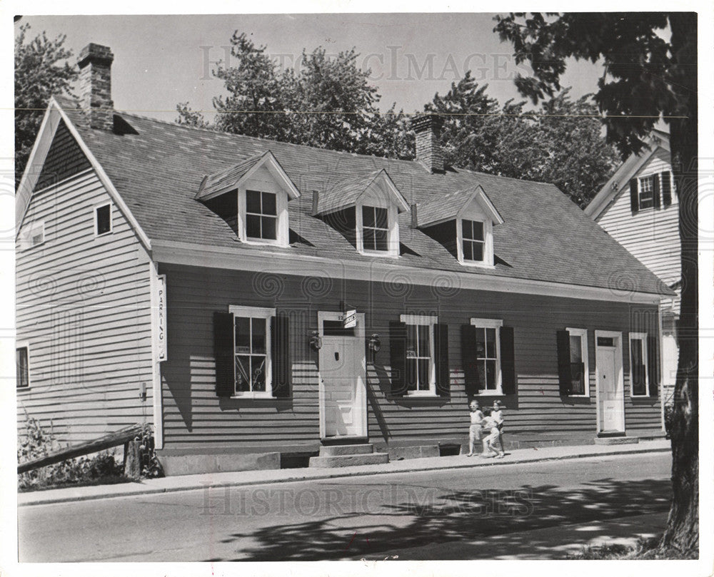 1960 The Park House-Historic Images