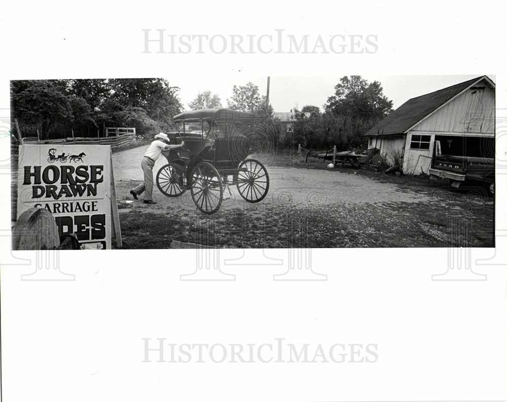 1985 Horse Carriage-Historic Images