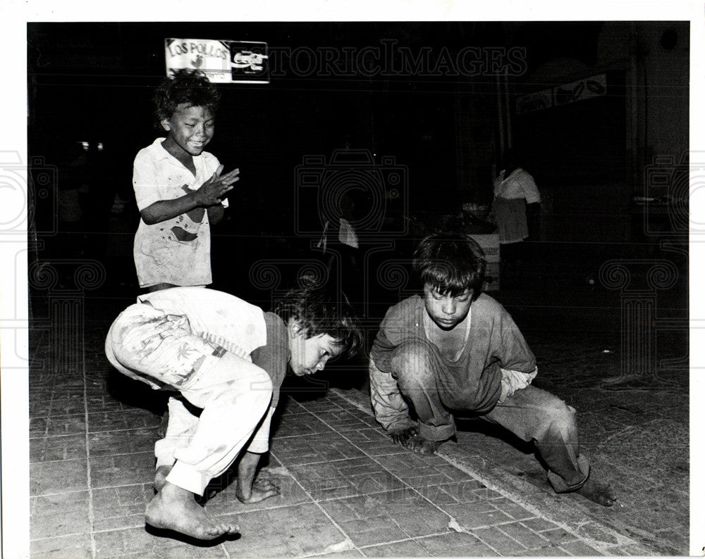 1990 Homeless children Tegucigalpa Hondura-Historic Images