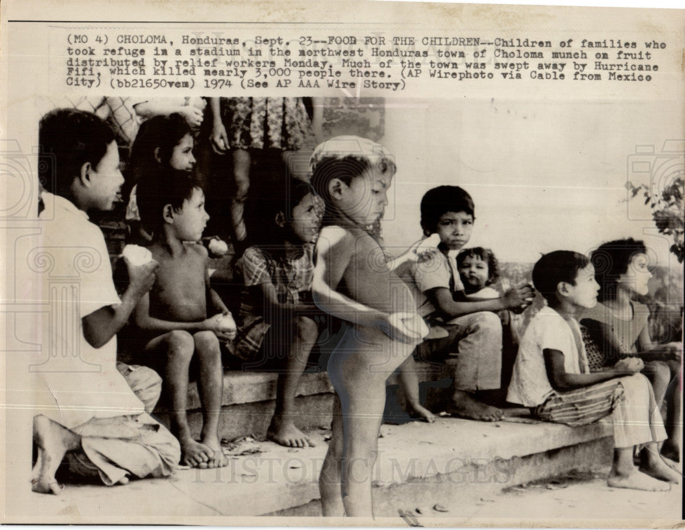 1974 Hurricane Fifi, Refuge in Honduras-Historic Images