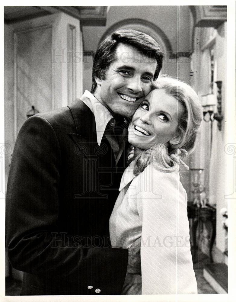 1969 lyle waggoner julie sommars-Historic Images