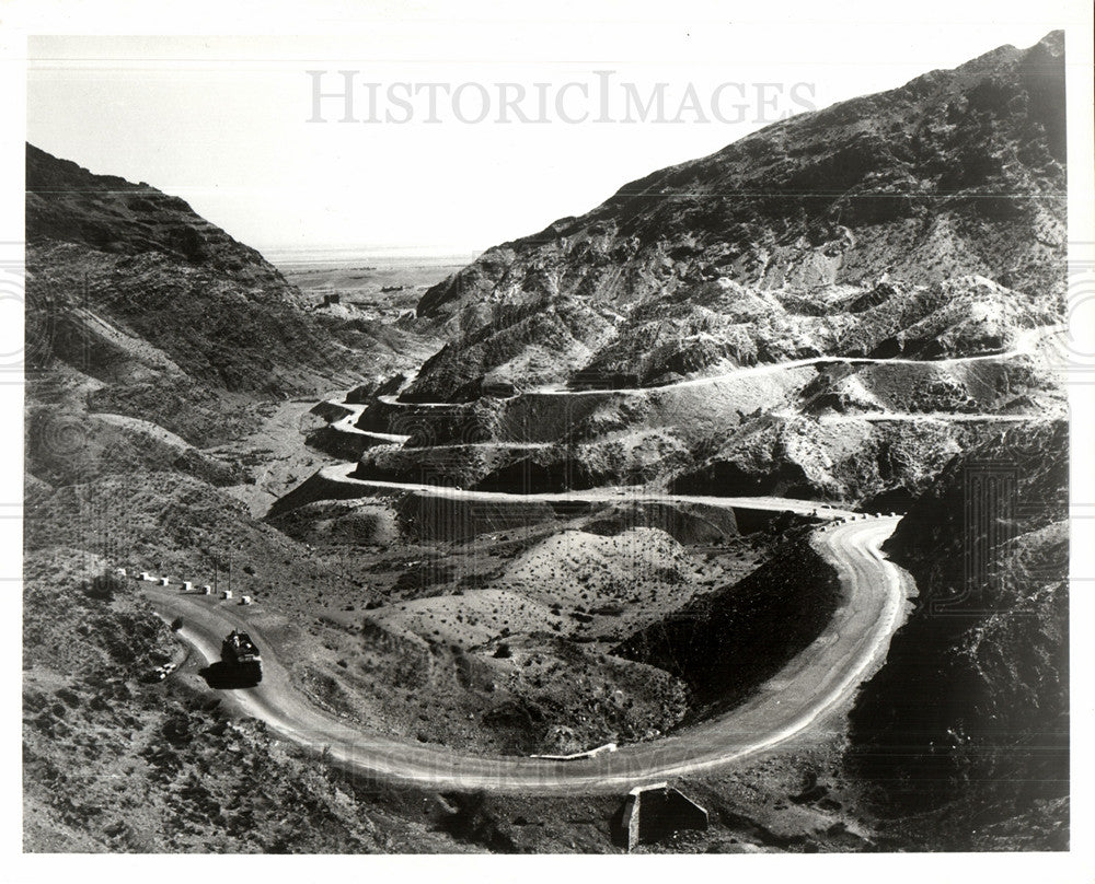 1969 Winding highway Khyber pass 35 miles-Historic Images