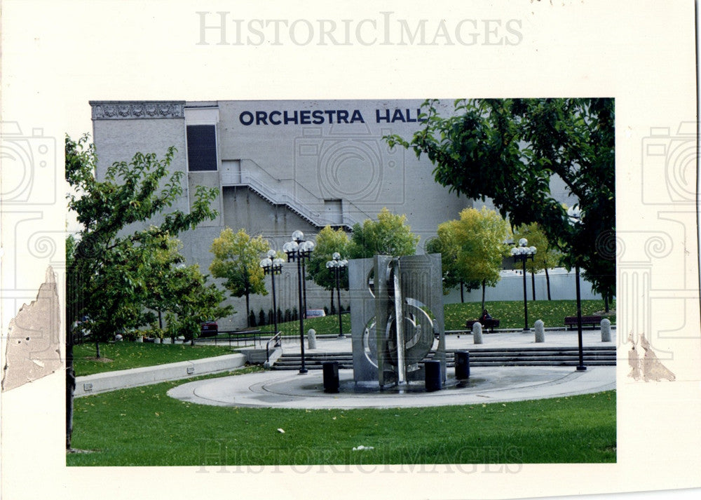 1989 Park sculpture Symphony Orchestra hall-Historic Images