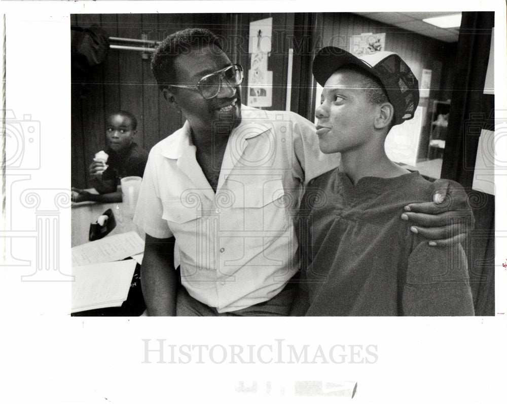 1988 Andrew Jones, Quantis Law, Nquzo Saba-Historic Images