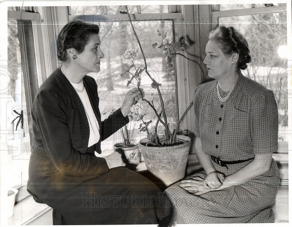 1941 Mrs Frederick Ford Mrs Harold Baker-Historic Images