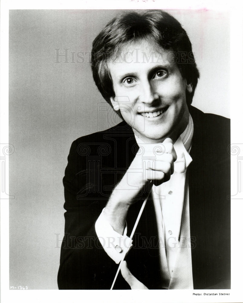 1989 Hugh Wolff American conductor-Historic Images