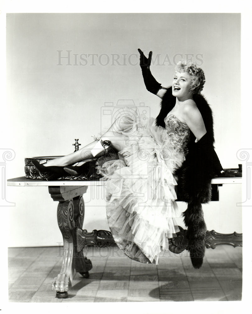 1981 Shelley Winters, Frenchie, Universal-Historic Images