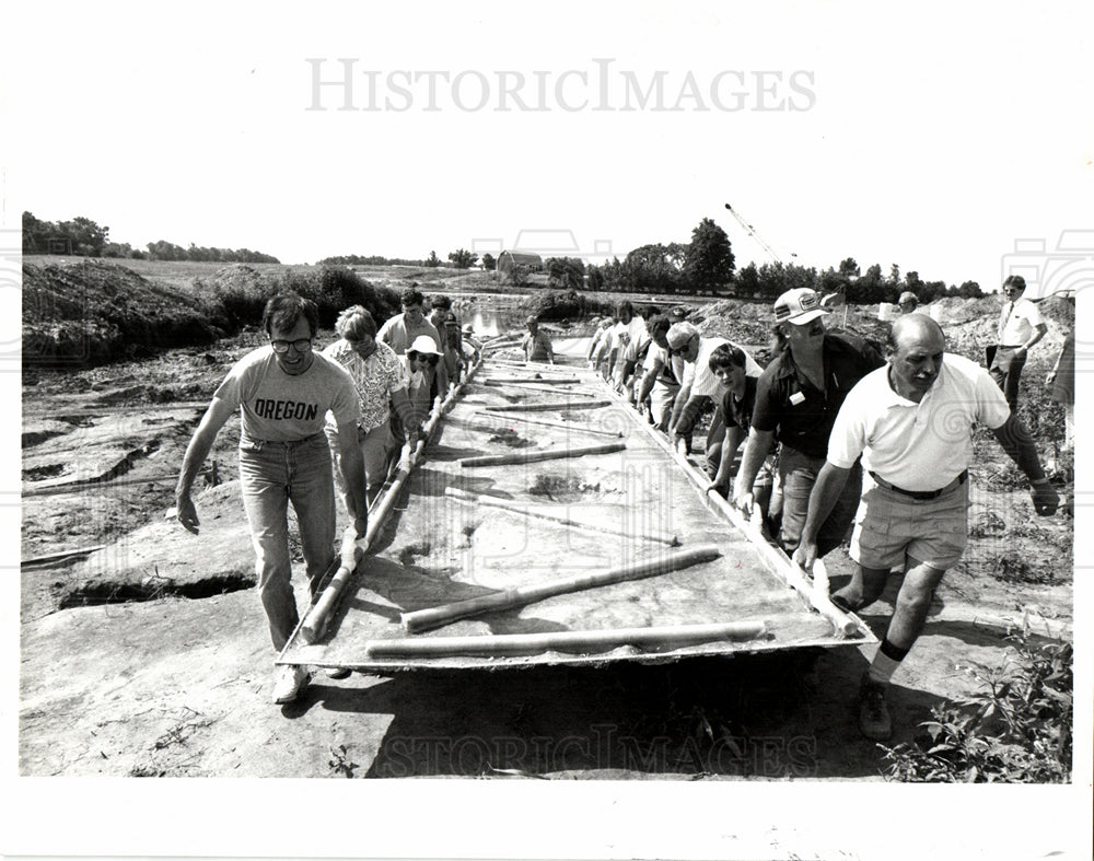 1992 Daniel Fisher  groupvolunteer-Historic Images