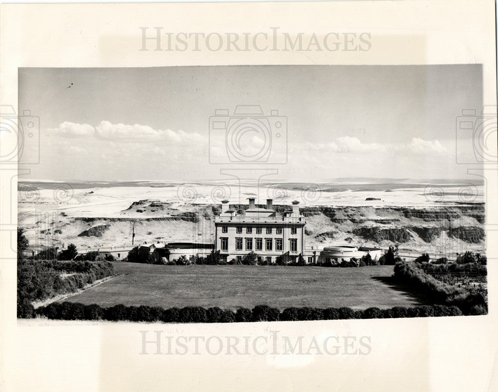 1945 Maryhill Museum-Historic Images