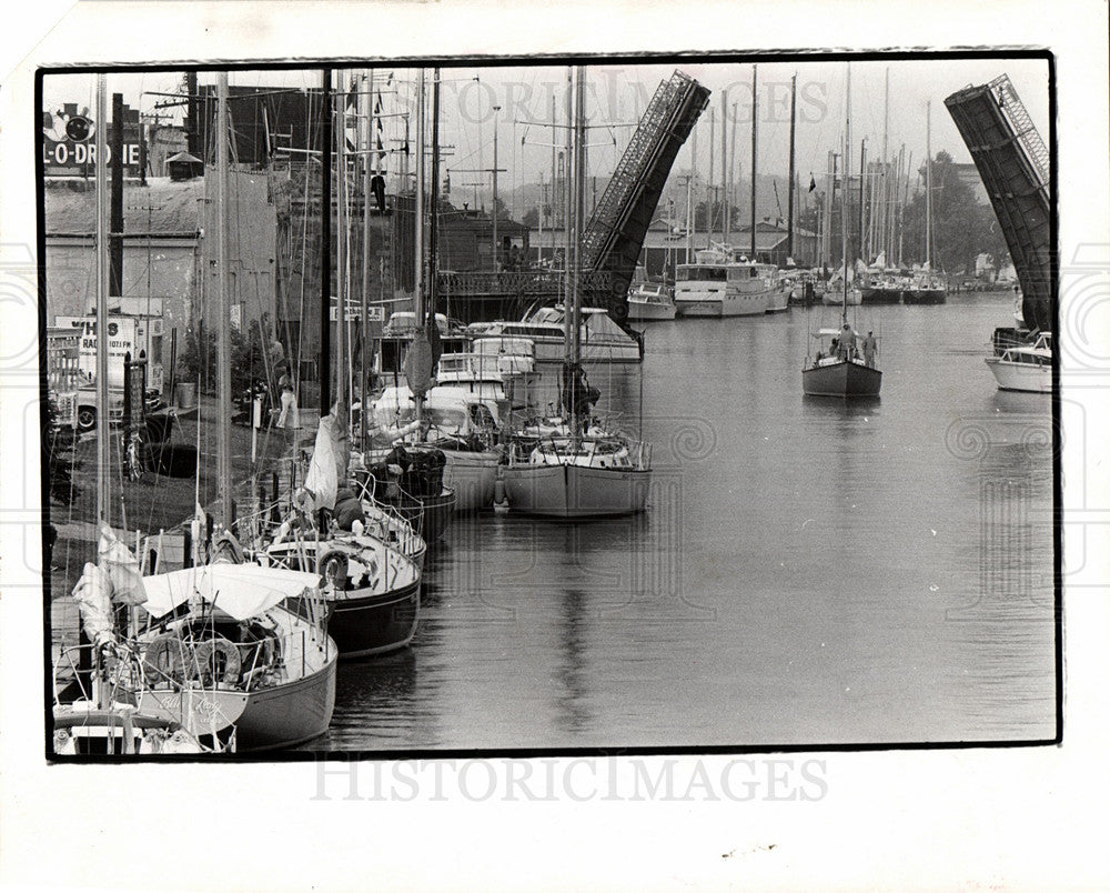 1973 Port Huron Mackinae-Historic Images