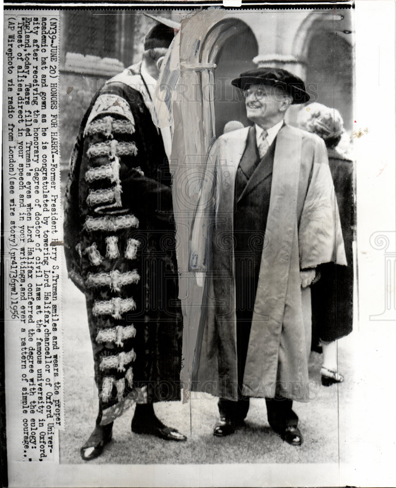1956 President Harry Truman receiving Civil-Historic Images
