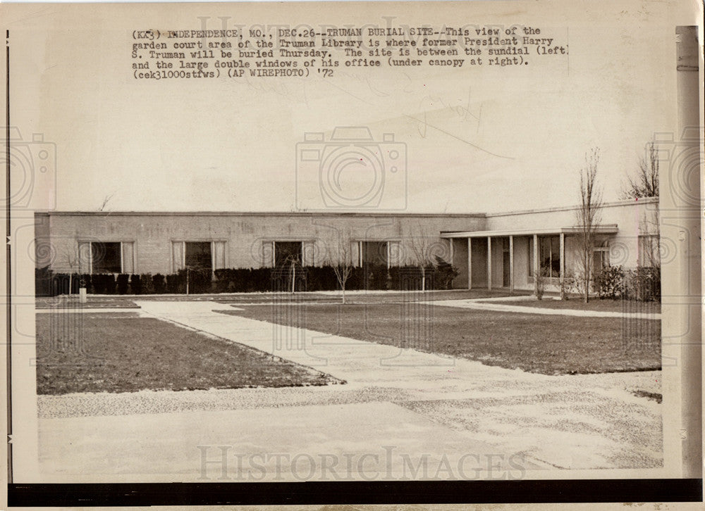 1972 Truman Library burial site-Historic Images