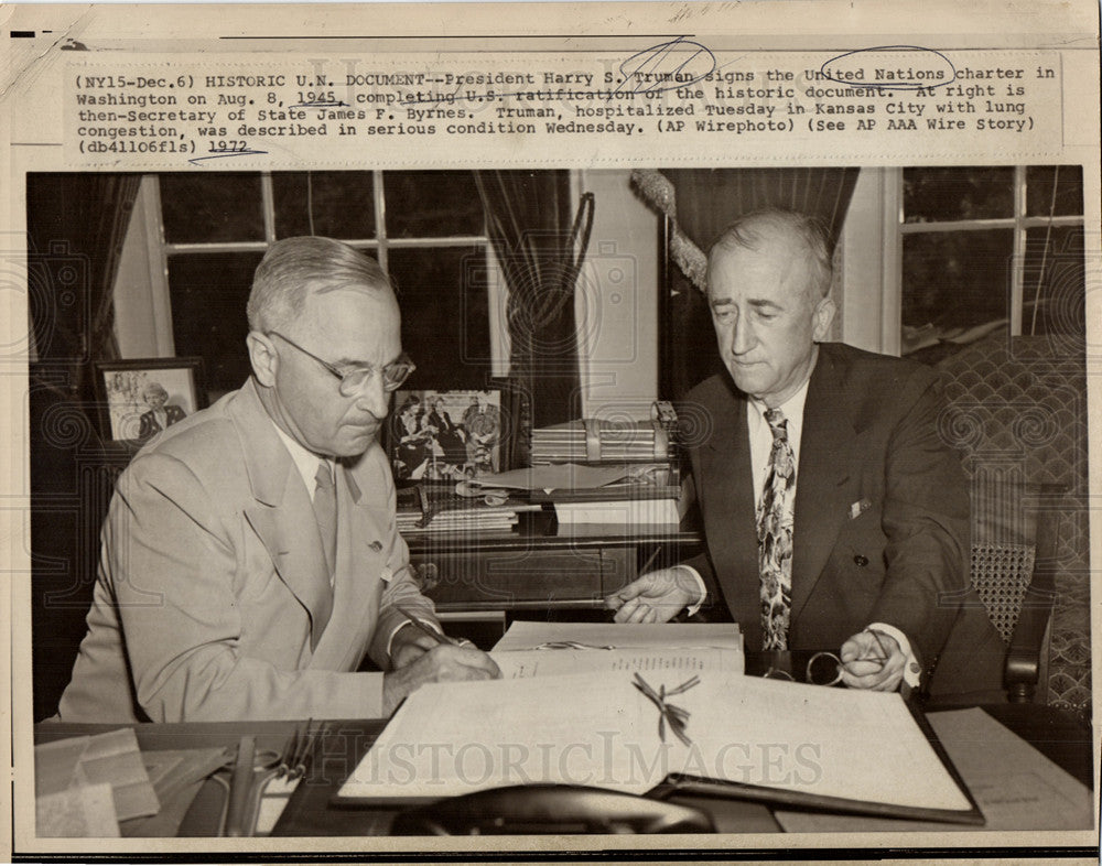 1972 Truman signs UN document with Byrnes-Historic Images