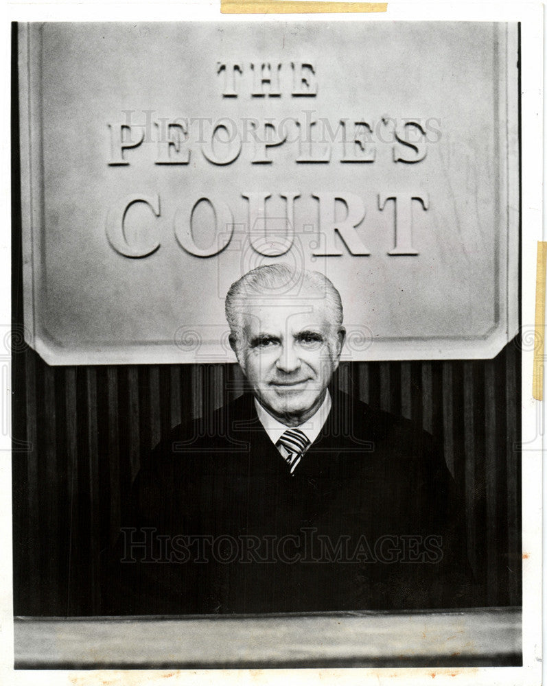 1982 Joseph Wapner judge People&#39;s Court TV-Historic Images