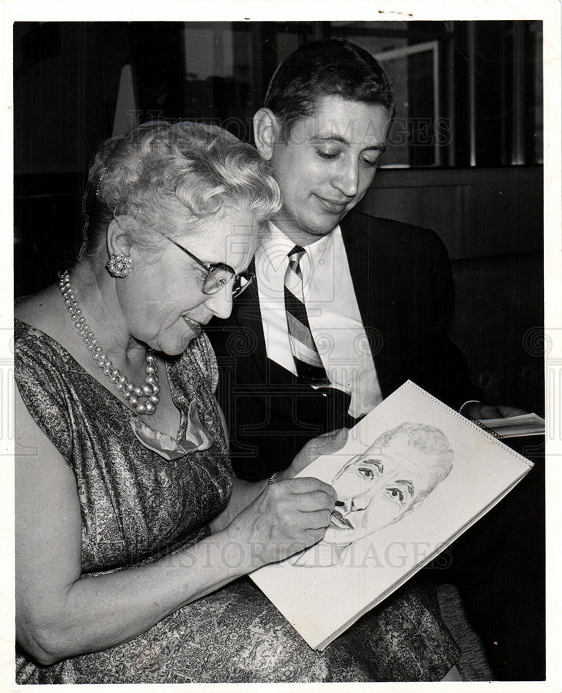 1961 H. WARD Mrs. Abrahamson draws Ward&#39;s-Historic Images