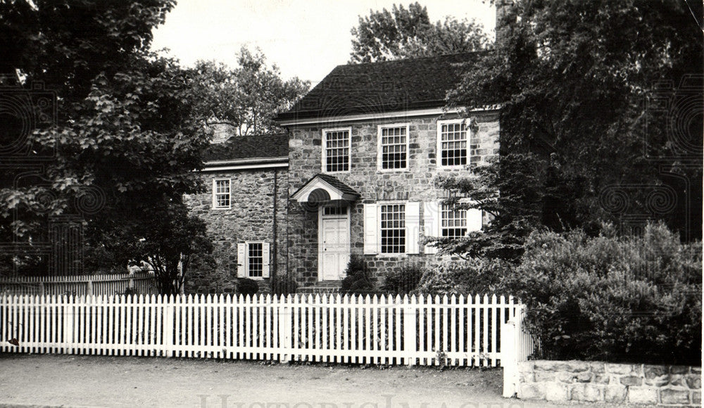 Valley Forge Quaker Isaac Pitts home-Historic Images